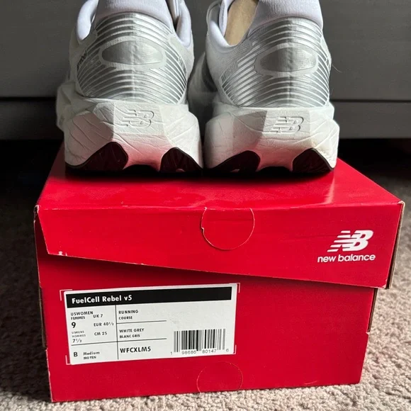 New Balance FuelCell Rebel v5 - Picture 3 of 3